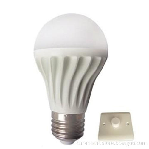 8W Dimmable led bulb, 600LM with heat conductive plastic housing